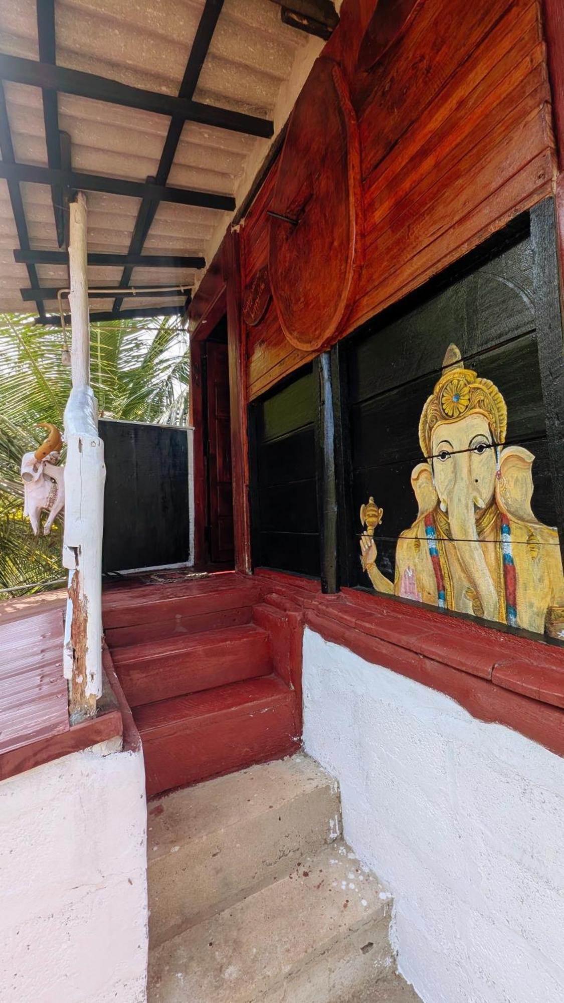 Hotel Three Little Birds Tangalle Esterno foto