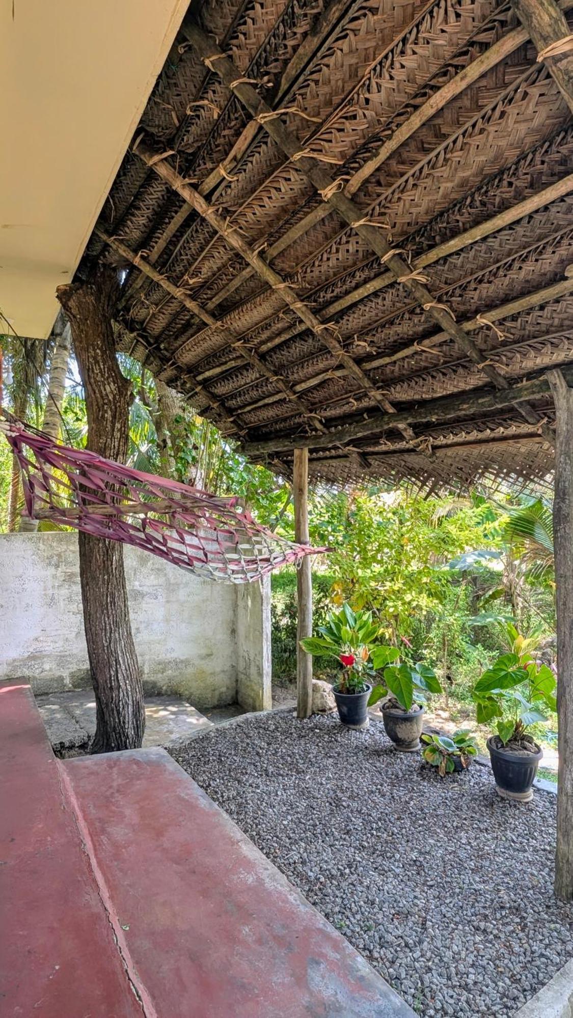 Hotel Three Little Birds Tangalle Esterno foto